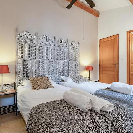 Casa vacanze Le Grenier, Piscine, Animaux Lussan (Gard)